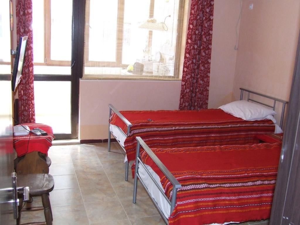 Asparuhov Guest Rooms And Apartments Varna Room photo